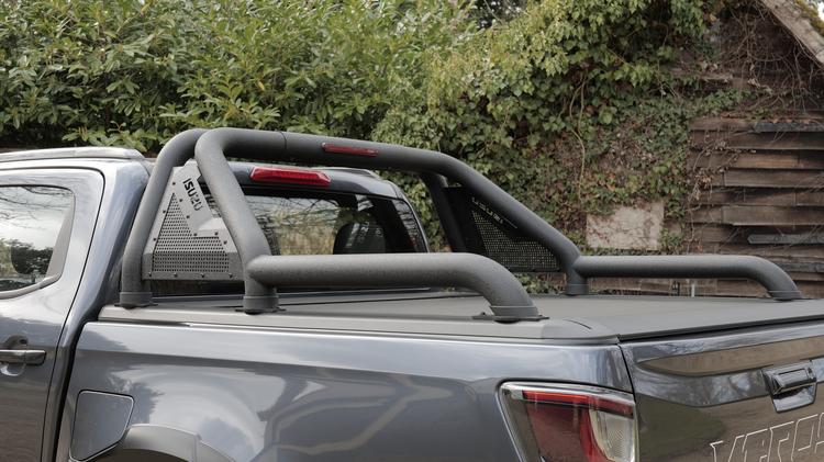 ISUZU D-MAX DIESEL 2.2 DL40 Extended Cab 4x4 Auto